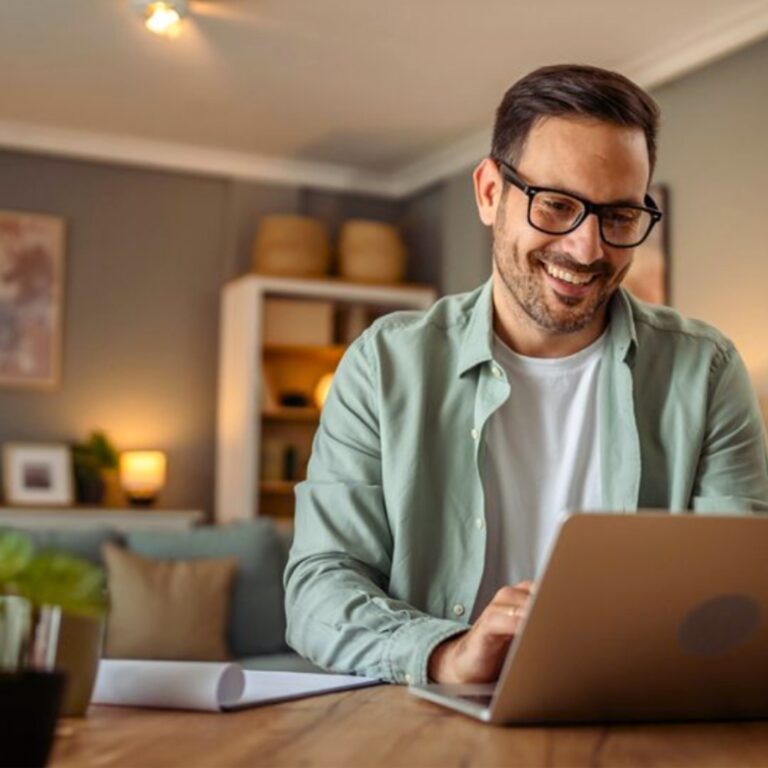 Care este diferența dintre scontarea online de la RoCredit și alte metode de finanțare pentru afaceri?